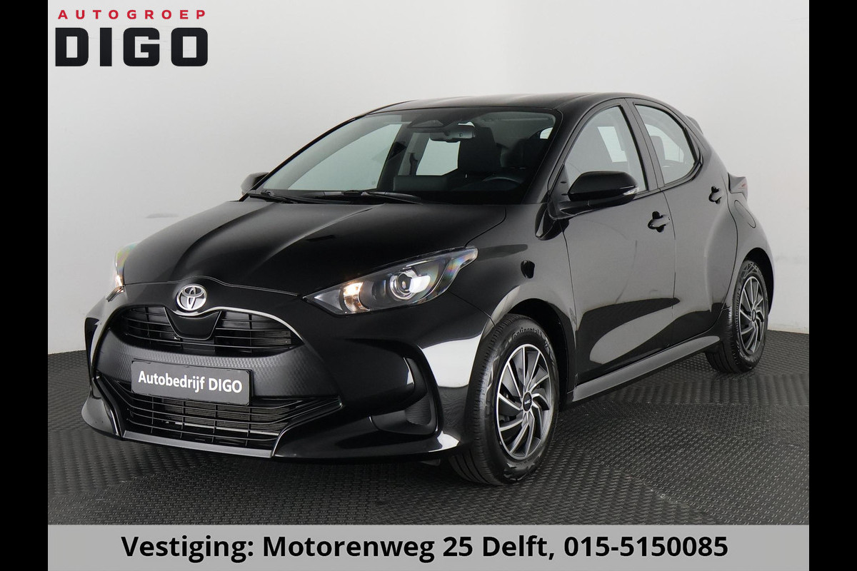 Toyota Yaris 1.5 HYBRID BLACKSTYLE AUTOMAAT GARANTIE 3-2035 ! CARPLAY NAVI. CAMERA.ADAPTIVE CRUISE.