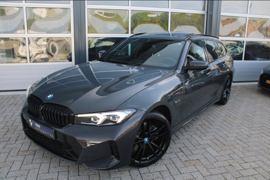 BMW 3 Serie Touring 320e xDrive M-Sport LCI | Pano | Head-up | HIFI | 19''