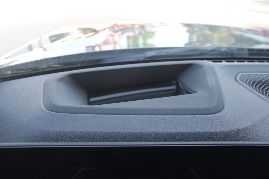 BMW 3 Serie Touring 320e xDrive M-Sport LCI | Pano | Head-up | HIFI | 19''