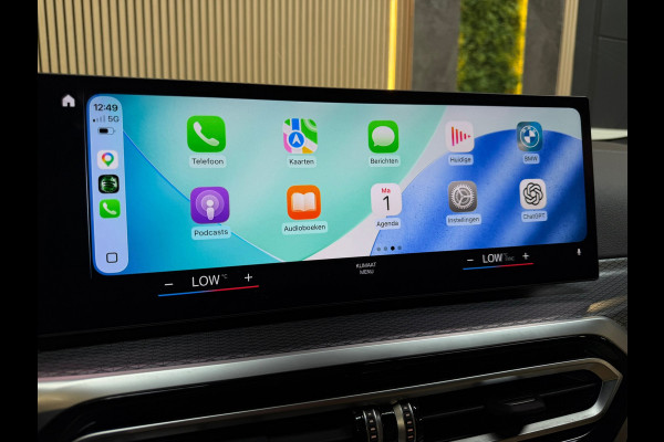 BMW 3-serie 330e High Executive|M-SPORT|LCI|PANO|HuD|MEMORY|KEYLESS|CARPLAY|DEALERONDERHOUDEN|AMBIENT LIGHT|GARANTIE|292PK|BOMVOL!