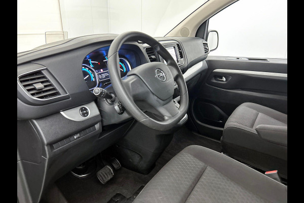 Opel Vivaro-e Combi e-Zafira L2H1 75 kWh 8 persoons Navigatie Airco Dab Camera 360 Cruise control Lichtmetalen velgen Stoelverwarming