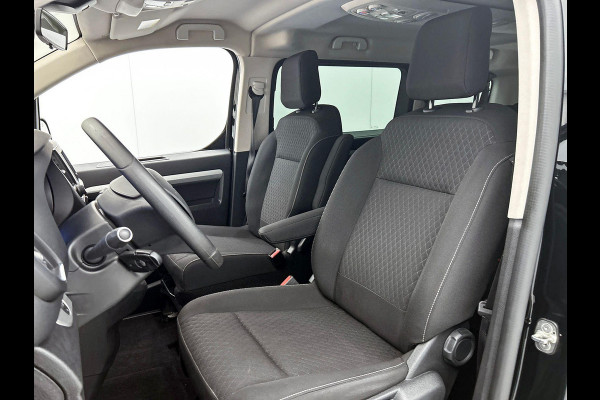 Opel Vivaro-e Combi e-Zafira L2H1 75 kWh 8 persoons Navigatie Airco Dab Camera 360 Cruise control Lichtmetalen velgen Stoelverwarming