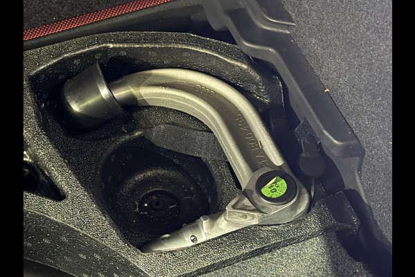 Audi Q2 2.0 TFSI Quattro Sport|Black on Black|Groot Navi|B&O|Pano|Virtual Cockpit|Dodehoek|Afneembare Trekhaak|Keyless|Rijklaar