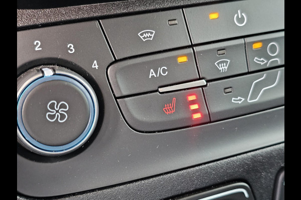 Ford Transit Connect 1.5 EcoBlue L2 Trend Airco | Navigatie | Achteruitrijcamera | Stoelverwarming | Bijna nieuwstaat!