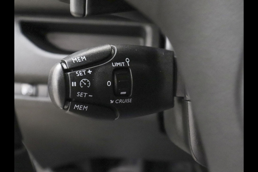 Peugeot Expert 180pk Long Premium Dubbele Cabine Automaat Airco Apple Carplay/Android Auto Navigatie Trekhaak