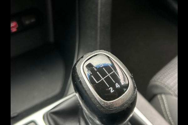 Kia Sportage 1.6 GDI DynamicLine | Origineel NL | Trekhaak | Cruise/Control | Camera | Navigatie | Carplay | Lane Assist |