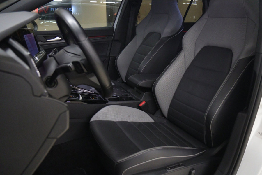 Volkswagen Golf 1.4 eHybrid GTE /PANO/IQLIGHT/CAM/CARPLAY/ACC/LANE ASSIST/VOL