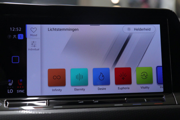 Volkswagen Golf 1.4 eHybrid GTE /PANO/IQLIGHT/CAM/CARPLAY/ACC/LANE ASSIST/VOL
