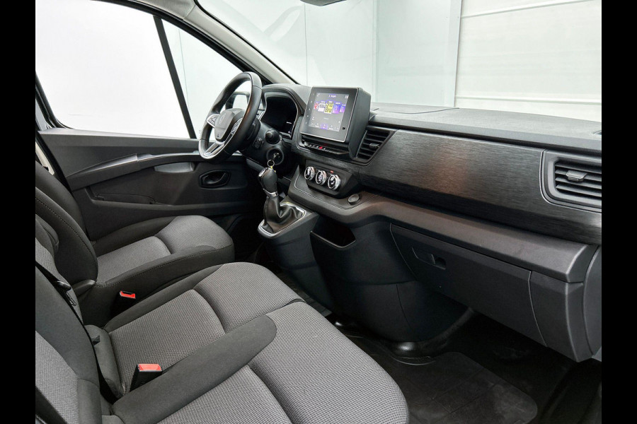 Renault Trafic 2.0 Blue dCi 150PK T30 L2H1 Advance Automaat Navigatie Airco Lichtmetalen velgen Betimmering Trekhaak Camera Parkeer sensoren Dab