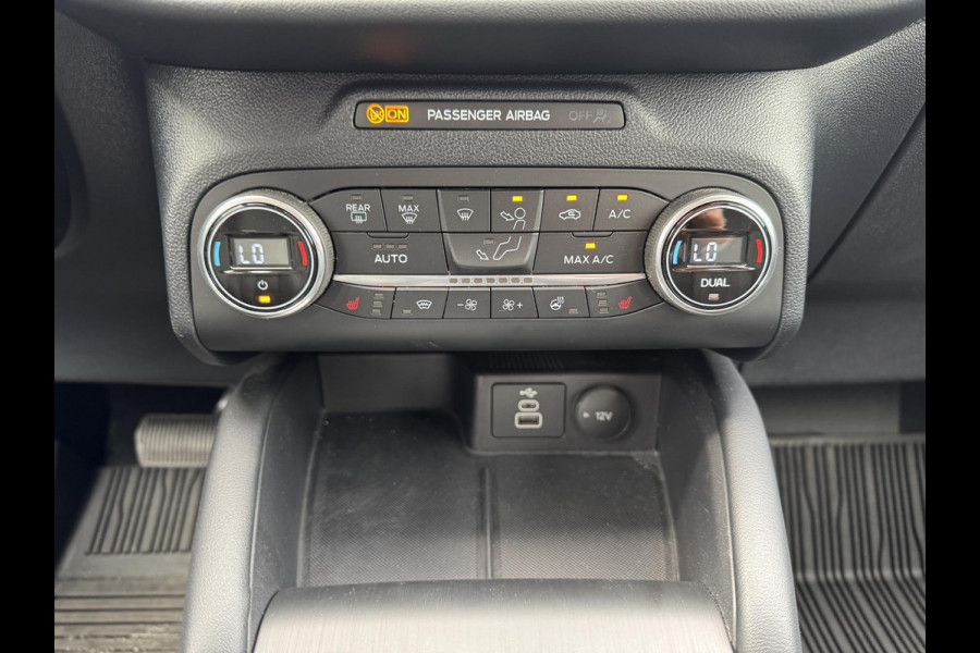 Ford Kuga 2.5 PHEV Vignale 225pk | Wegklapbare Trekhaak | Winterpack | Volledig lederen interieur | 1.500kg Trekgewicht
