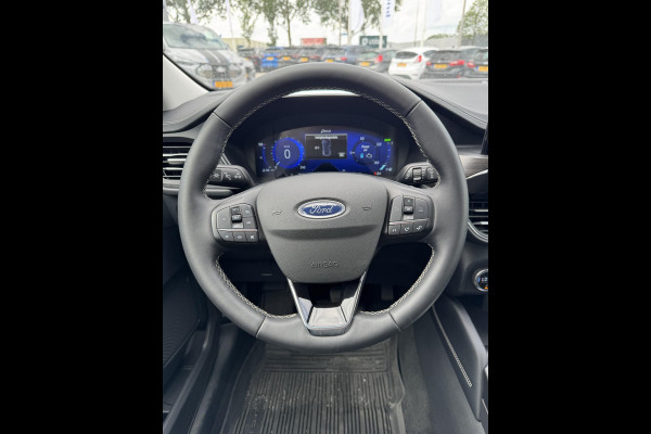 Ford Kuga 2.5 PHEV Vignale 225pk | Wegklapbare Trekhaak | Winterpack | Volledig lederen interieur | 1.500kg Trekgewicht