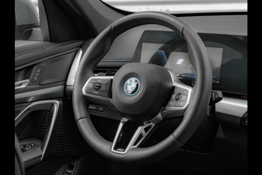 BMW X1 xDrive25e - M-Sport - Pano - Trekhaak - 19 inch - Camera