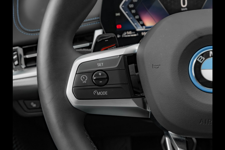 BMW X1 xDrive25e - M-Sport - Pano - Trekhaak - 19 inch - Camera