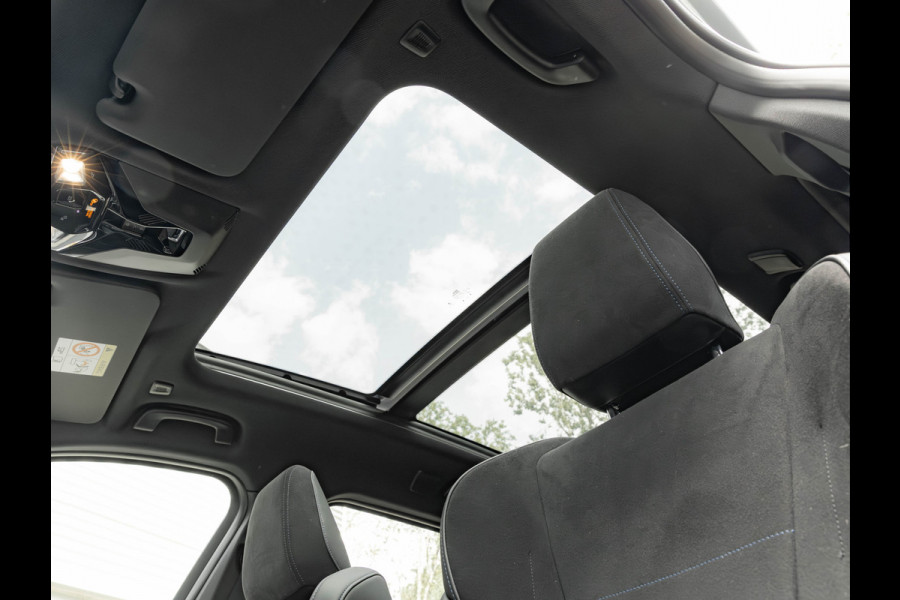 BMW X1 xDrive25e - M-Sport - Pano - Trekhaak - 19 inch - Camera