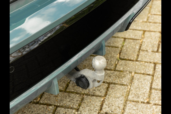BMW X1 xDrive25e - M-Sport - Pano - Trekhaak - 19 inch - Camera
