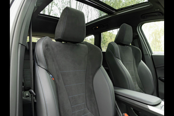 BMW X1 xDrive25e - M-Sport - Pano - Trekhaak - 19 inch - Camera