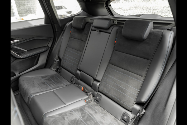 BMW X1 xDrive25e - M-Sport - Pano - Trekhaak - 19 inch - Camera