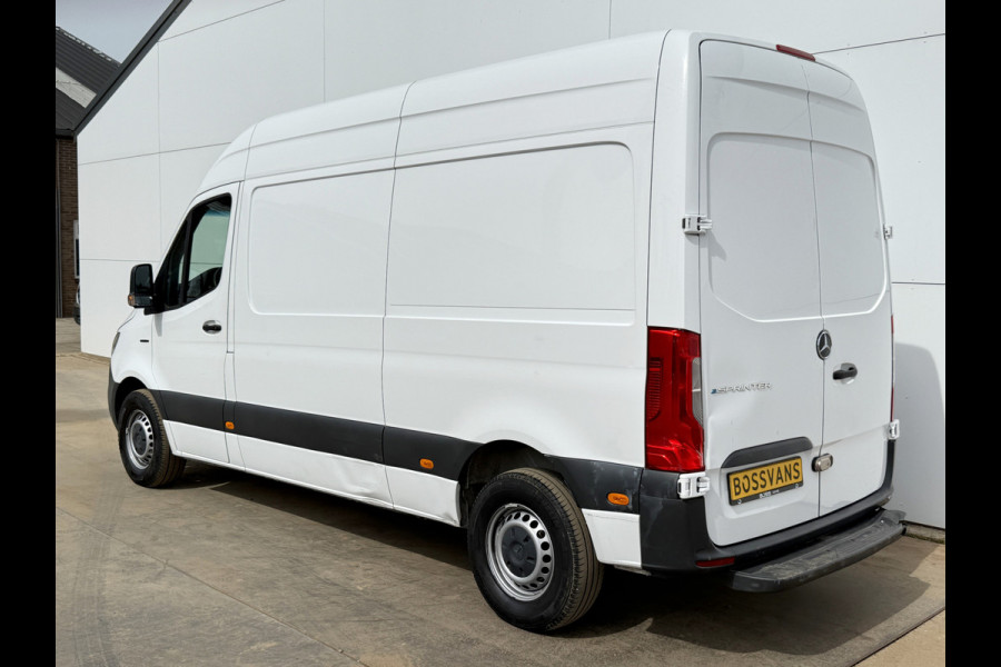 Mercedes-Benz eSprinter eSprinter L2H2 55 kWh L2H2 Elektrisch 168km WLTP 94% (SOH) Snelladen Laadkabel Climate Control Stoelverwarming