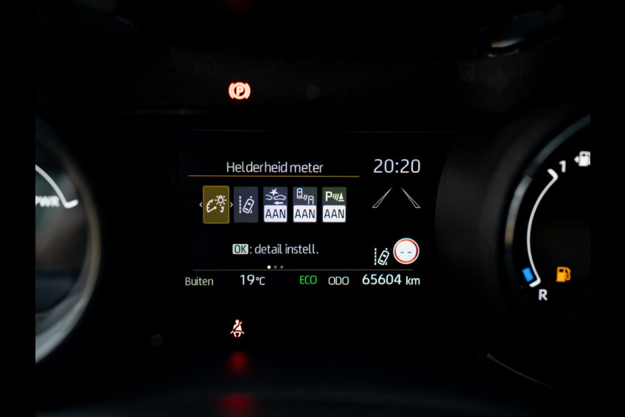 Toyota Yaris 1.5 Hybrid Executive | Trekhaak afnb. | JBL | Head Up | BSM | Camera | PDC V&A | Prijs Rijklaar!!