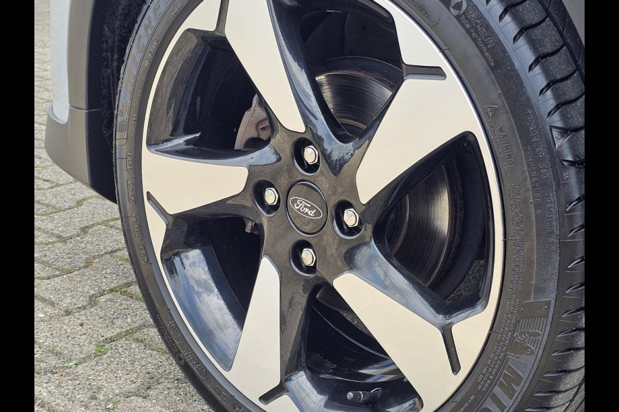 Ford Fiesta 1.0 EcoBoost Active X Winter Pack | Driver Pack | Trekhaak | Adaptive cruise control | B&O geluid | Achteruitrijcamera | Lane assist | Nieuwstaat | dealeronderhouden