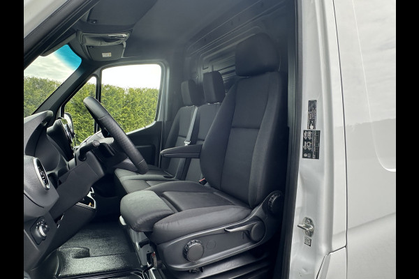Mercedes-Benz Sprinter 317 CDI 9G-TRONIC RWD FACELIFT / L2H2 / CAMERA / LED / MBUX / CRUISE / AIRCO / BLIND SPOT / GEVEERDE STOEL