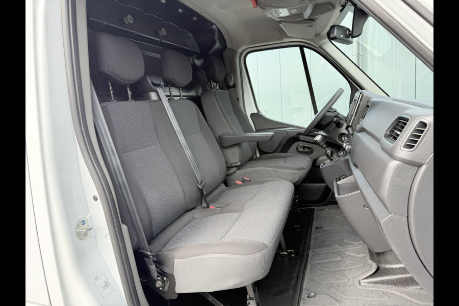 Opel Movano 2.3 Turbo 136 PK / L2H2 / INRICHTING / 1e EIG. / TREKHAAK / CAMERA / AIRCO / CRUISE / 3-ZITS