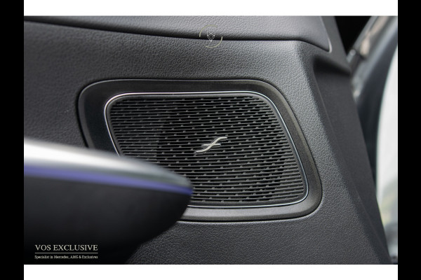 Mercedes-Benz C-Klasse Estate 300 d AMG Night|ACC|Keyless|360°|Massage|Stoelkoeling|Mem|Pano|Standkachel|19"|Trekhaak|Digital Light