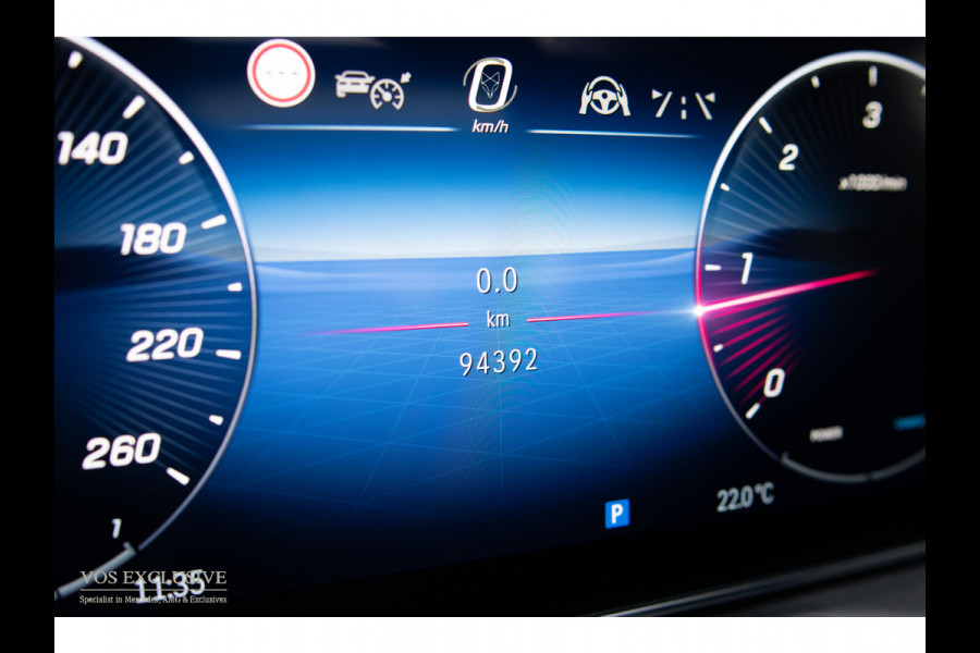 Mercedes-Benz C-Klasse Estate 300 d AMG Night|ACC|Keyless|360°|Massage|Stoelkoeling|Mem|Pano|Standkachel|19"|Trekhaak|Digital Light