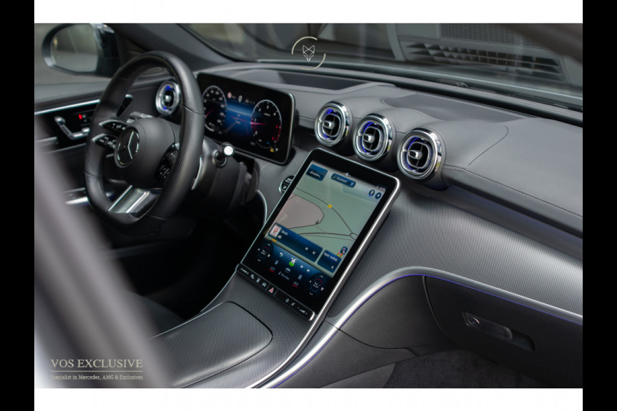 Mercedes-Benz C-Klasse Estate 300 d AMG Night|ACC|Keyless|360°|Massage|Stoelkoeling|Mem|Pano|Standkachel|19"|Trekhaak|Digital Light