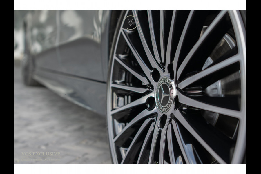 Mercedes-Benz C-Klasse Estate 300 d AMG Night|ACC|Keyless|360°|Massage|Stoelkoeling|Mem|Pano|Standkachel|19"|Trekhaak|Digital Light