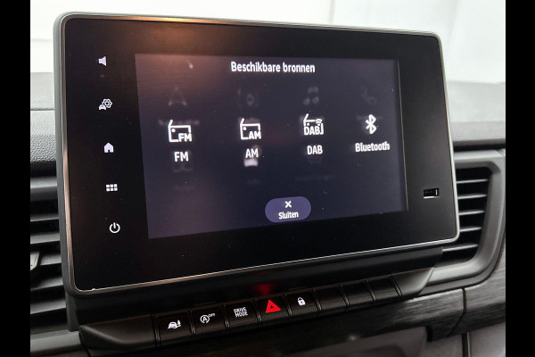 Renault Trafic 2.0 Blue dCi 150 EDC T30 L2H1 Advance Navigatie Airco Lichtmetalen velgen Betimmering Trekhaak Camera Parkeer sensoren Dab