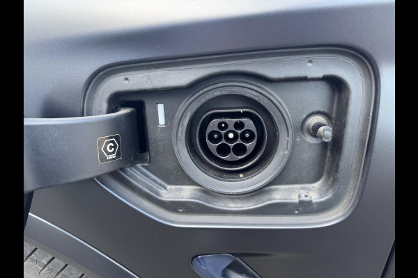 BMW X3 xDrive30e HIGH EXECUTIVE M SPORT | M-TECHNIC SPORTSTOELEN + MEMORY + LEER | ELEKTR. TREKHAAK | 360 CAMERA | HEAD-UP DISPLAY | 20 INCH | AMBI LIGHT | AERODYNAMICA-PAKKET | STOEL- + STUURVERWARMING | DEALER ONDERHOUDEN | RIJKLAAR |