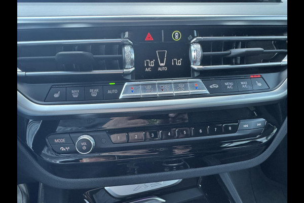 BMW X3 xDrive30e HIGH EXECUTIVE M SPORT | M-TECHNIC SPORTSTOELEN + MEMORY + LEER | ELEKTR. TREKHAAK | 360 CAMERA | HEAD-UP DISPLAY | 20 INCH | AMBI LIGHT | AERODYNAMICA-PAKKET | STOEL- + STUURVERWARMING | DEALER ONDERHOUDEN | RIJKLAAR |
