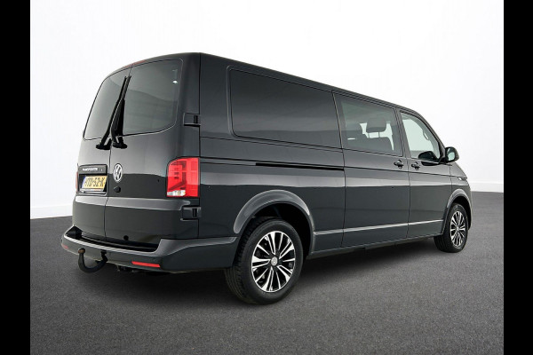 Volkswagen Transporter 2.0 TDI L2H1 Dubbele Cabine Highline Automaat Navigatie Carplay Parkeersensoren Trekhaak Adaptive Cruise control 6-zits