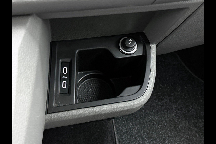 Volkswagen Transporter 2.0TDI L2H1 150PK Highline Dubbele Cabine Automaat Automaat Adaptive Cruise Control Airco Parkeersensoren Lichtmetalen velgen