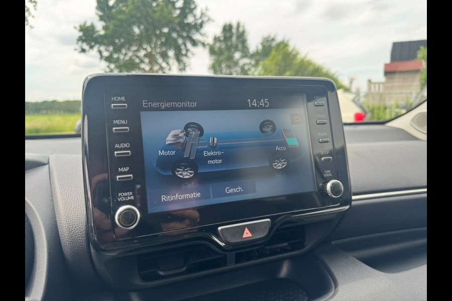Toyota Yaris 1.5 Hybrid Dynamic CARPLAY / 4-SEIZ. BANDEN / RESERVE WIEL / STOELVERW. / CRUISE / ACHTERUITRIJCAMERA / LMV