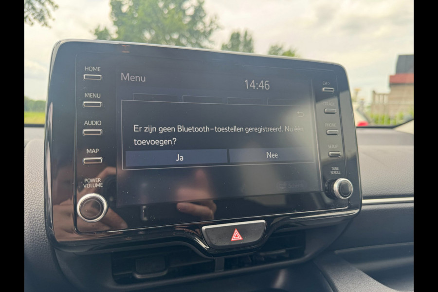 Toyota Yaris 1.5 Hybrid Dynamic CARPLAY / 4-SEIZ. BANDEN / RESERVE WIEL / STOELVERW. / CRUISE / ACHTERUITRIJCAMERA / LMV