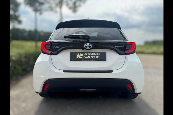 Toyota Yaris 1.5 Hybrid Dynamic CARPLAY / 4-SEIZ. BANDEN / RESERVE WIEL / STOELVERW. / CRUISE / ACHTERUITRIJCAMERA / LMV