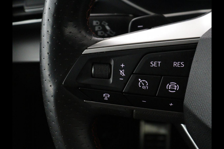 Seat Tarraco 1.4 TSI e-Hybrid PHEV FR | SOH 89,3% | Stoelverwarming | 360 Camera | Trekhaak | Adaptive cruise | Carplay | 20'' | Keyless | Side Assist | Virtual Cockpit | Memory | Full LED | Plug In