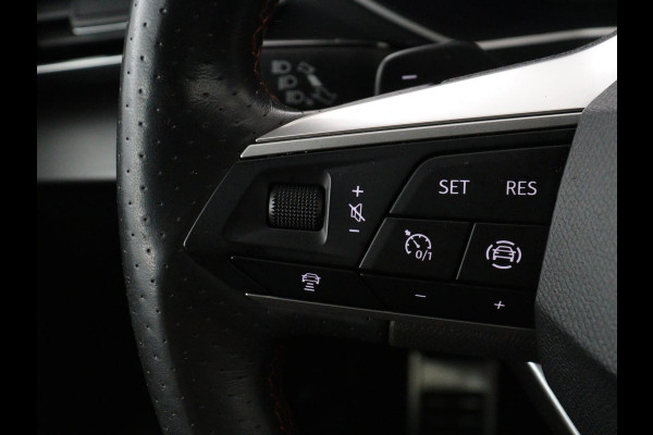 Seat Tarraco 1.4 TSI e-Hybrid PHEV FR | SOH 89,3% | Stoelverwarming | 360 Camera | Trekhaak | Adaptive cruise | Carplay | 20'' | Keyless | Side Assist | Virtual Cockpit | Memory | Full LED | Plug In