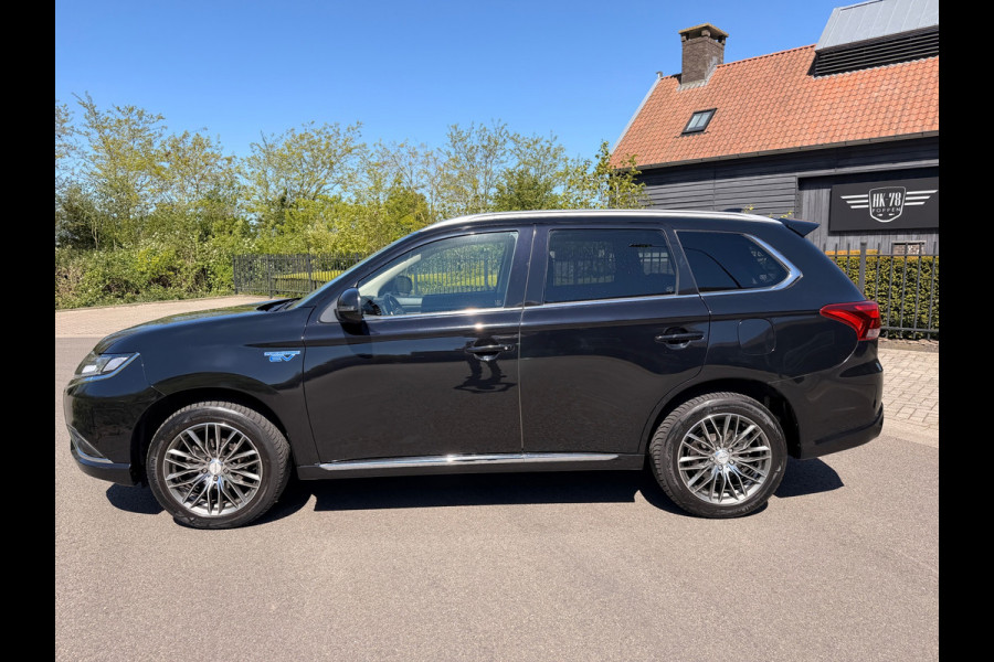Mitsubishi Outlander 2.4 PHEV AWD PURE PLUG IN HYBRIDE CAMERA CARPLAY LED-XENON