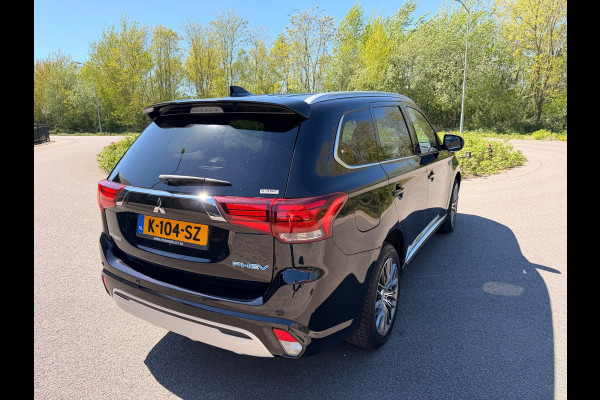 Mitsubishi Outlander 2.4 PHEV AWD PURE PLUG IN HYBRIDE CAMERA CARPLAY LED-XENON