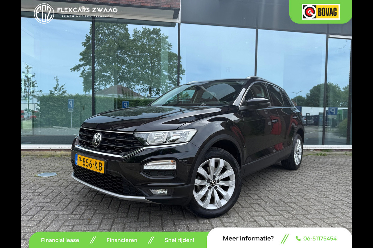 Volkswagen T-Roc 1.5 TSI Style Business - Automaat - Navi - Camera - Trekhaak - Org.NL