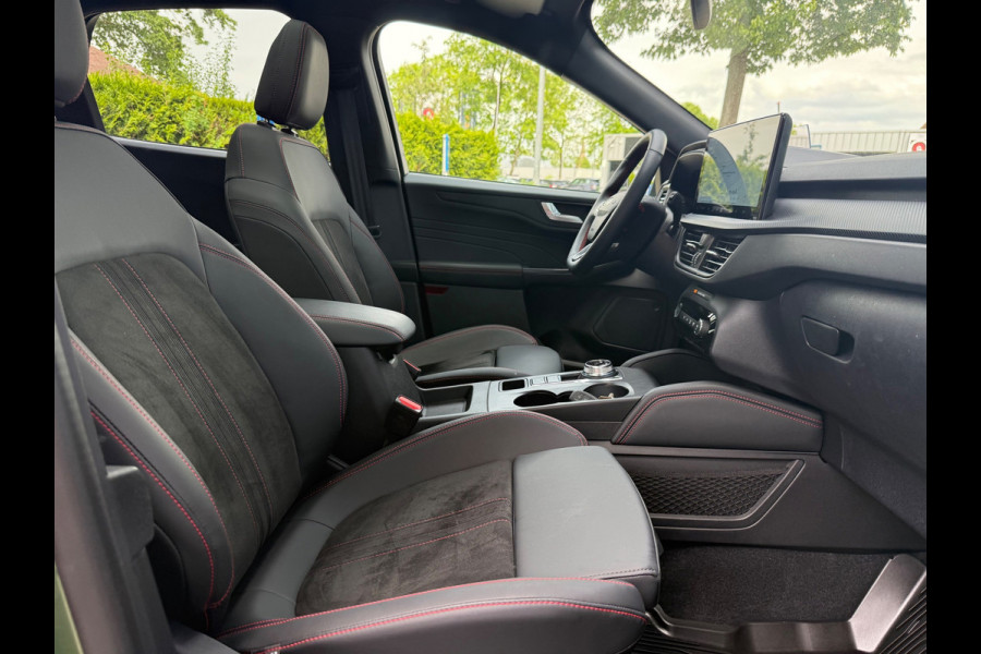 Ford Kuga 2.5 HEV ST Line X - Automaat - Panodak - Navi - Climate - Winterpack