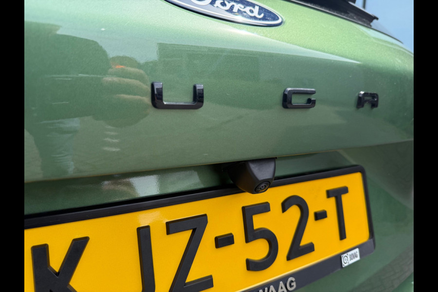 Ford Kuga 2.5 HEV ST Line X - Automaat - Panodak - Navi - Climate - Winterpack
