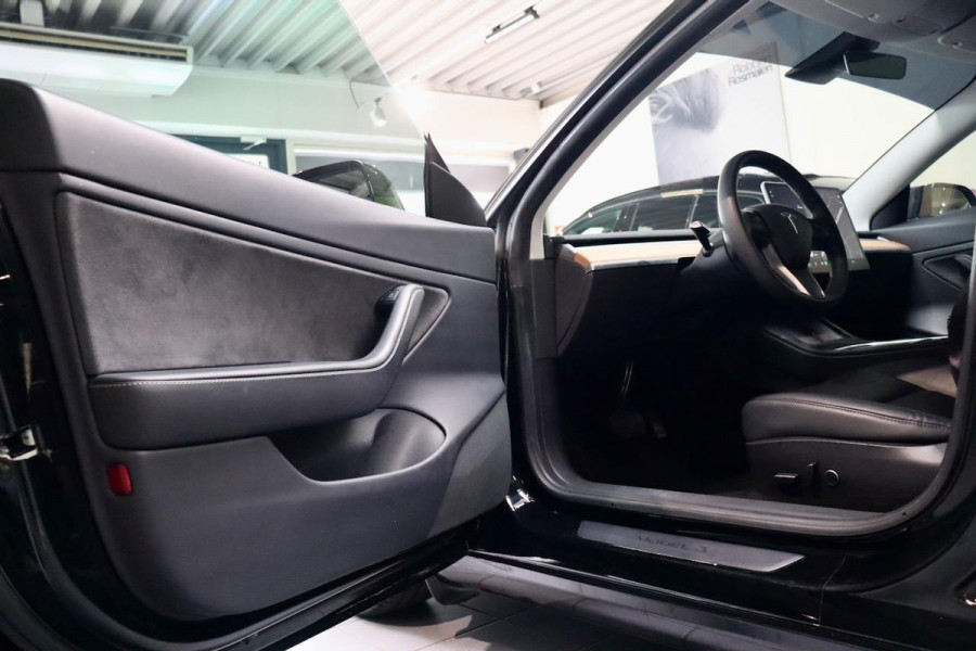 Tesla Model 3 Long Range AWD |PPF|Smoke lights|Facelift