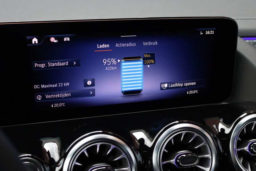 Mercedes-Benz EQA 250+ AMG Line 71 kWh | Facelift | 37.000,- ex BTW | Panoramadak | Distronic | Memory | Leder | Keyless Go | Surround Camera | Exclusief-pakket | Apple Carplay/Android Auto |