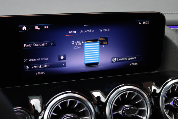 Mercedes-Benz EQA 250+ AMG Line 71 kWh | Facelift | 37.000,- ex BTW | Panoramadak | Distronic | Memory | Leder | Keyless Go | Surround Camera | Exclusief-pakket | Apple Carplay/Android Auto |
