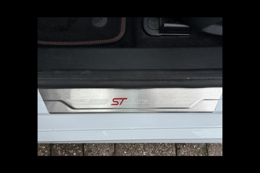 Ford Fiesta 1.0 EcoBoost ST-Line - LED - Carplay -Cruise-NAP