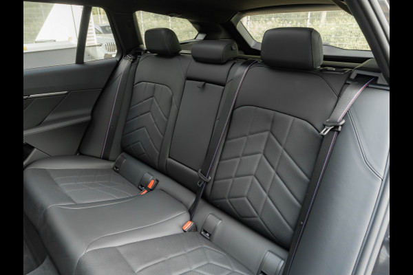 BMW 5 Serie Touring 530e M-Sport Pro - Pano - Trekhaak - ACC - Head-up - Harman Kardon
